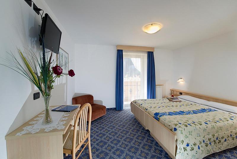 Albergo Fiordaliso Canazei Quarto foto